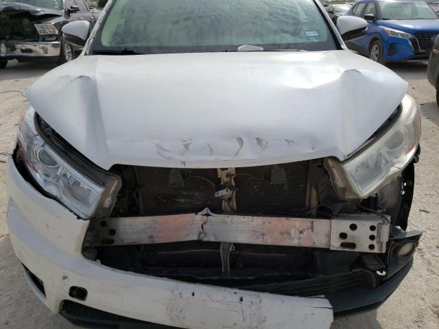 Photo 12 from auction – 2016 TOYOTA HIGHLANDER with VIN 5TDZKRFH9GS163952