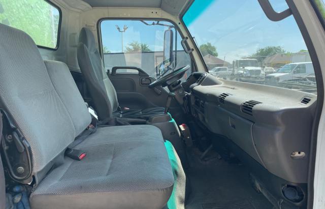 Photo 5 from auction – 2004 GMC W4500 W450 with VIN J8DC4B14547002045