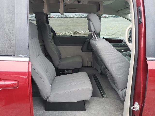 Photo 11 from auction – 2010 CHRYSLER TOWN & COU with VIN 2A4RR5D1XAR315564
