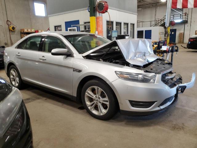 Снимка 4 от търг – 2015 FORD TAURUS SEL с VIN 1FAHP2E82FG104357
