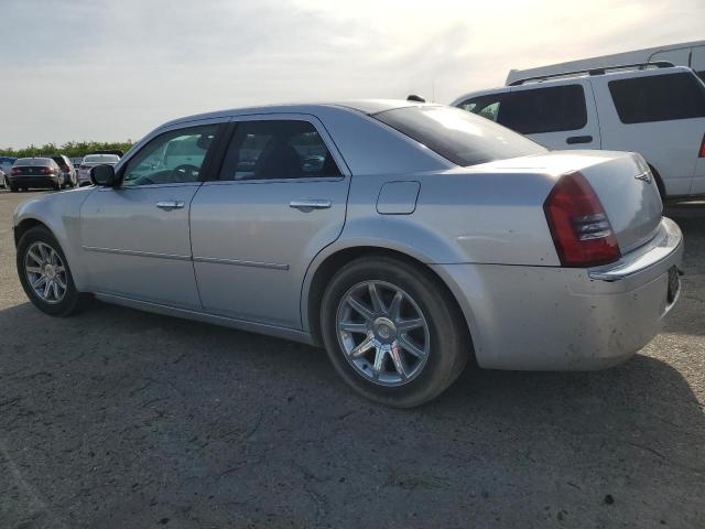 Photo 2 from auction – 2005 CHRYSLER 300C with VIN 2C3AA63H75H551880