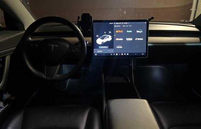 Photo 9 from auction – 2018 TESLA MODEL 3 with VIN 5YJ3E1EBXJF066766