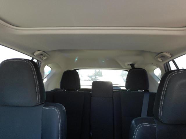 Photo 10 from auction – 2015 TOYOTA RAV4 XLE with VIN JTMWFREV6FD058519