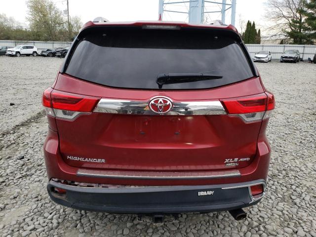 Photo 6 from auction – 2018 TOYOTA HIGHLANDER with VIN 5TDJZRFH5JS871728