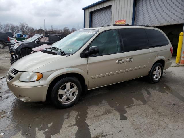 DODGE GRAND CARA 2005 with VIN 2D4GP44L55R435344 - Photo from auction