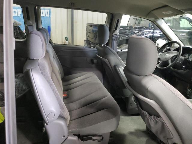 Photo 11 from auction – 2006 CHRYSLER TOWN & COU with VIN 1A4GP45R66B595906