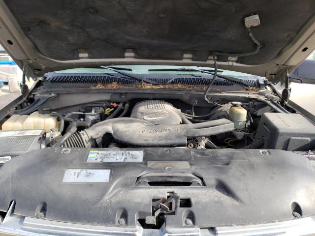 Photo 12 from auction – 2002 CHEVROLET SUBURBAN K with VIN 1GNFK16Z22J253115