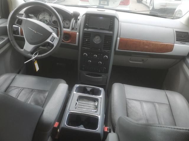 Photo 8 from auction – 2008 CHRYSLER TOWN & COU with VIN 2A8HR54P48R696787