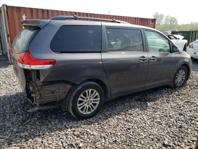 Photo 3 from auction – 2012 TOYOTA SIENNA XLE with VIN 5TDYK3DC3CS275916