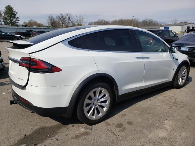 Photo 3 from auction – 2020 TESLA MODEL X with VIN 5YJXCAE20LF221612