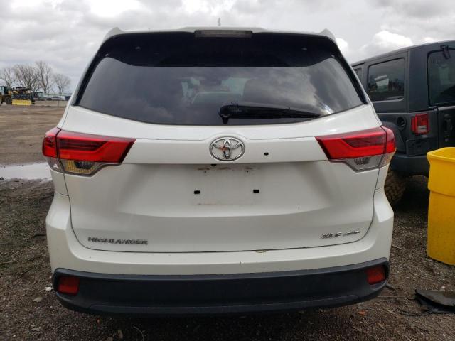 Photo 6 from auction – 2019 TOYOTA HIGHLANDER with VIN 5TDJZRFH9KS582952