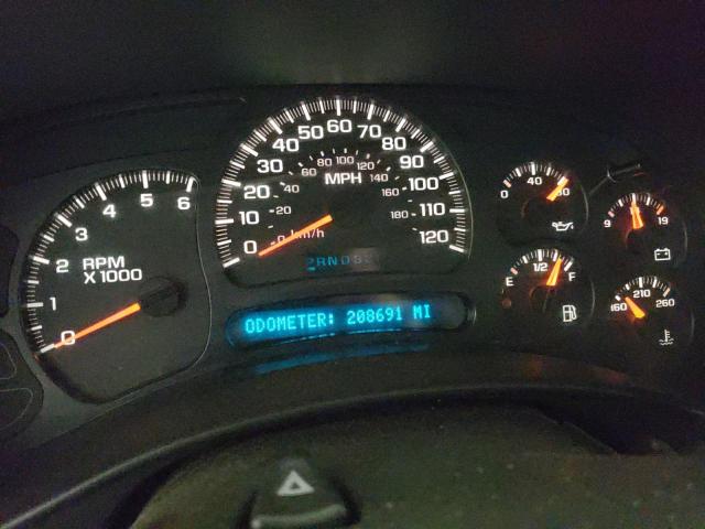 Photo 9 from auction – 2005 CHEVROLET SILVERADO with VIN 1GCEC14VX5Z335164