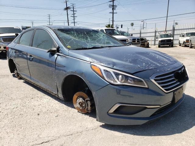 Photo 4 from auction – 2017 HYUNDAI SONATA SE with VIN 5NPE24AF2HH557906