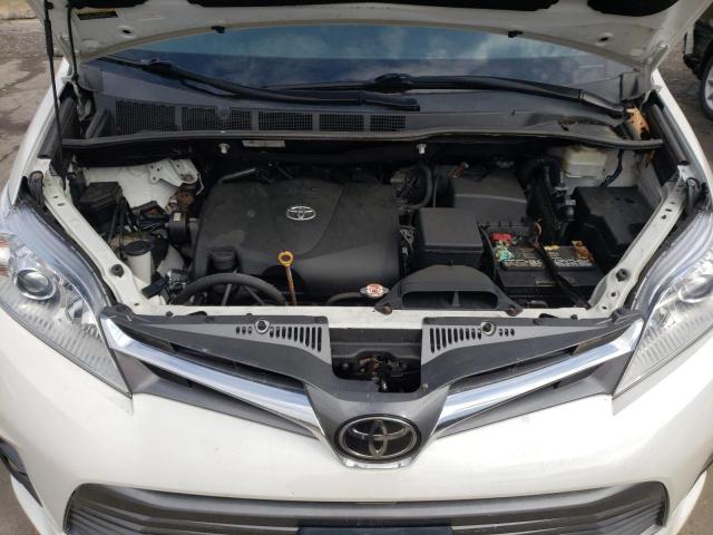 Photo 12 from auction – 2018 TOYOTA SIENNA XLE with VIN 5TDDZ3DCXJS201934