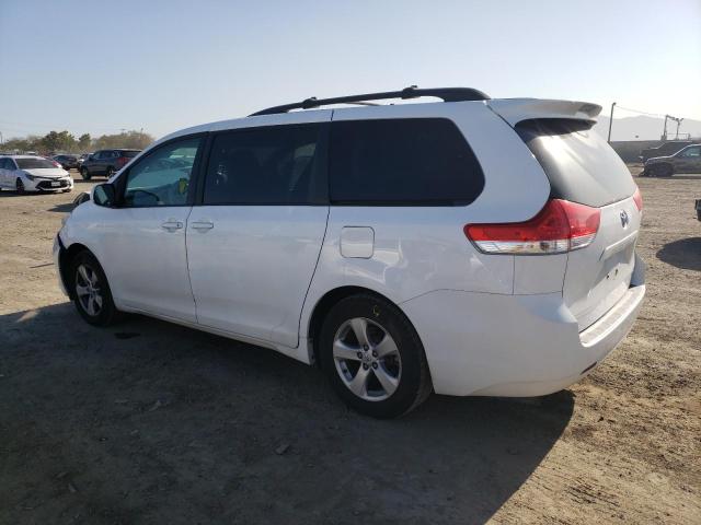 Photo 2 from auction – 2013 TOYOTA SIENNA LE with VIN 5TDKK3DC6DS343343