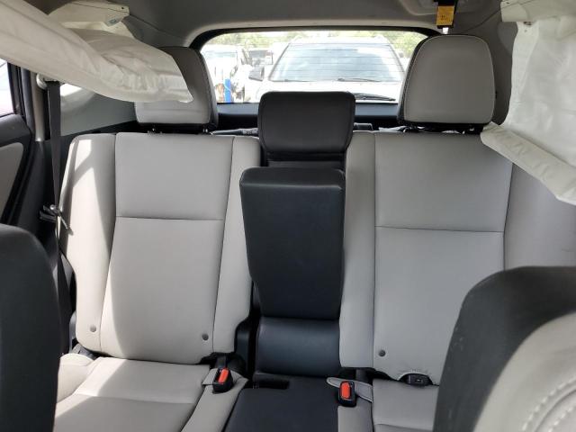Photo 10 from auction – 2016 TOYOTA RAV4 LIMIT with VIN JTMYFREVXGJ084679