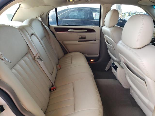 Photo 10 from auction – 2003 LINCOLN TOWN CAR E with VIN 1LNHM81W53Y685302