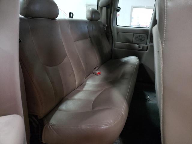 Photo 10 from auction – 2004 CHEVROLET SILVERADO with VIN 1GCHK29U24E134077