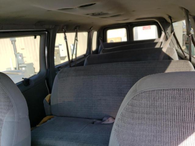 Photo 10 from auction – 2000 FORD ECONOLINE with VIN 1FBSS31S5YHB48067