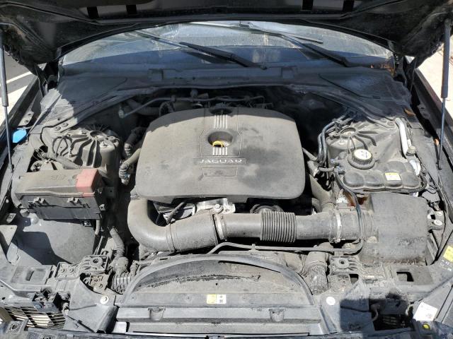 Photo 11 from auction – 2017 JAGUAR XE with VIN SAJAR4BG2HA962819