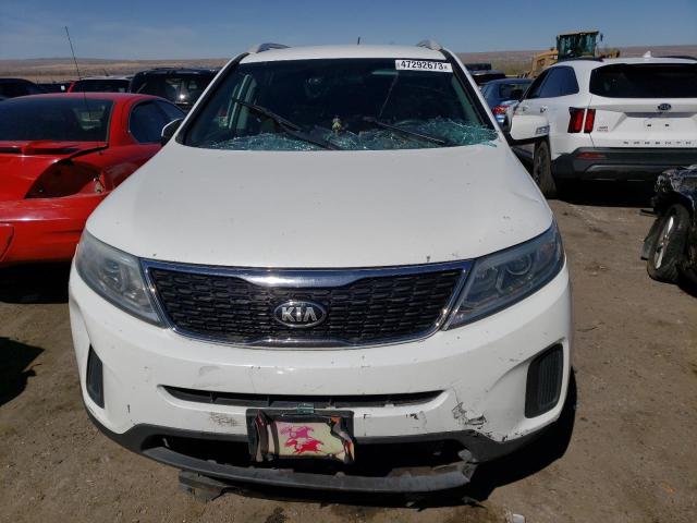 Photo 5 from auction – 2015 KIA SORENTO LX with VIN 5XYKTDA71FG599013