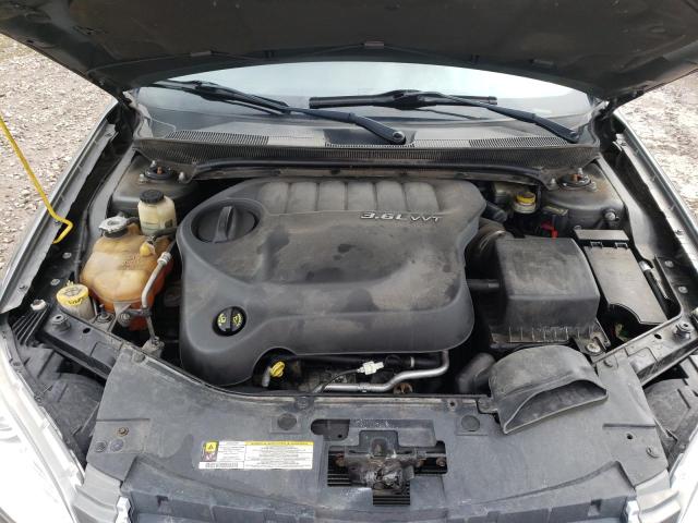 Photo 11 from auction – 2013 CHRYSLER 200 LIMITE with VIN 1C3CCBCG1DN621091
