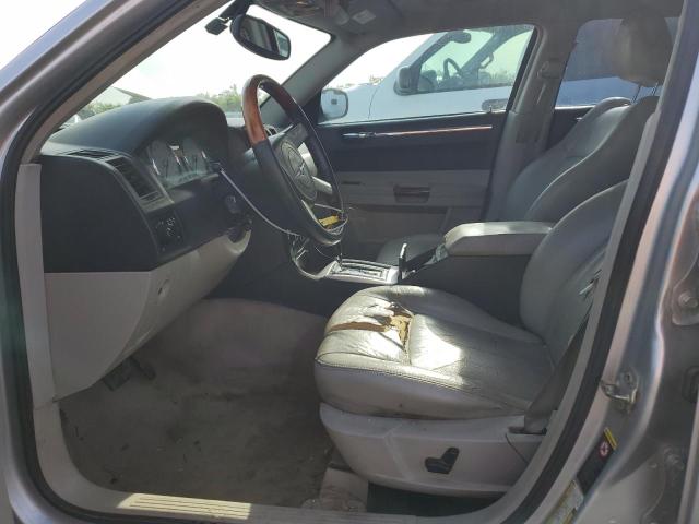 Photo 7 from auction – 2005 CHRYSLER 300C with VIN 2C3AA63H75H551880