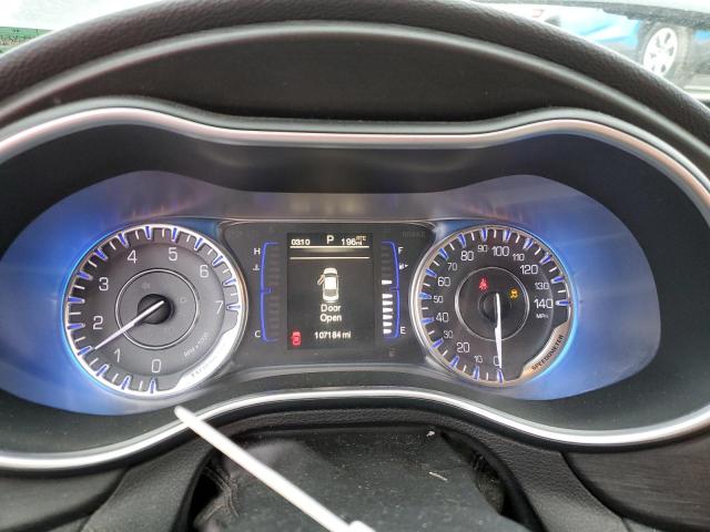 Photo 9 from auction – 2015 CHRYSLER 200 LIMITE with VIN 1C3CCCAB3FN619178