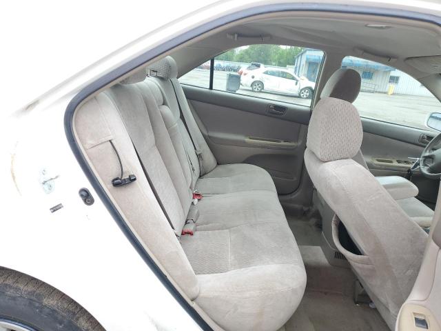 Photo 10 from auction – 2004 TOYOTA CAMRY LE with VIN 4T1BE32K64U340094
