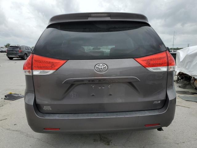 Photo 6 from auction – 2014 TOYOTA SIENNA XLE with VIN 5TDYK3DC2ES420107