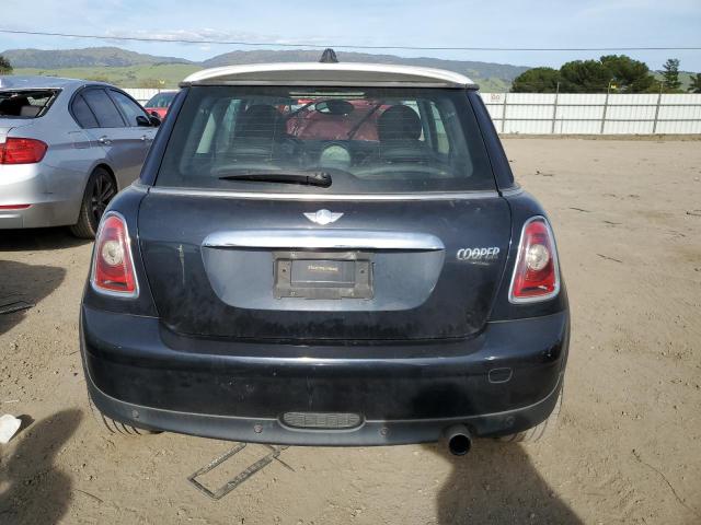 Photo 6 from auction – 2008 MINI COOPER with VIN WMWMF33558TT66231