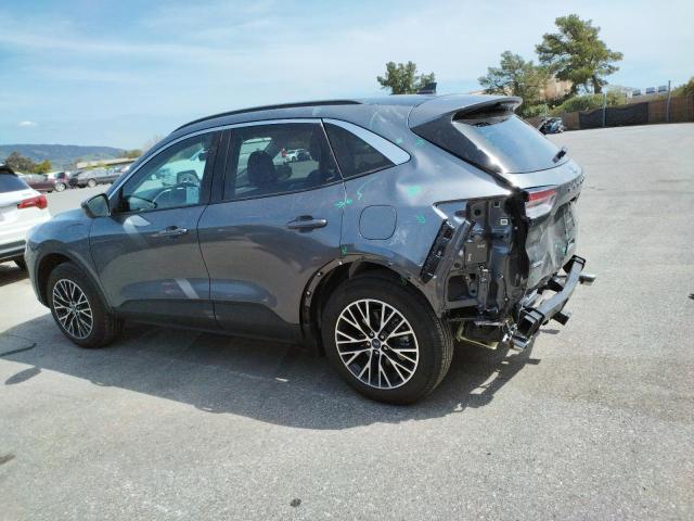 Photo 2 from auction – 2022 FORD ESCAPE SEL with VIN 1FMCU0KZ4NUB06122