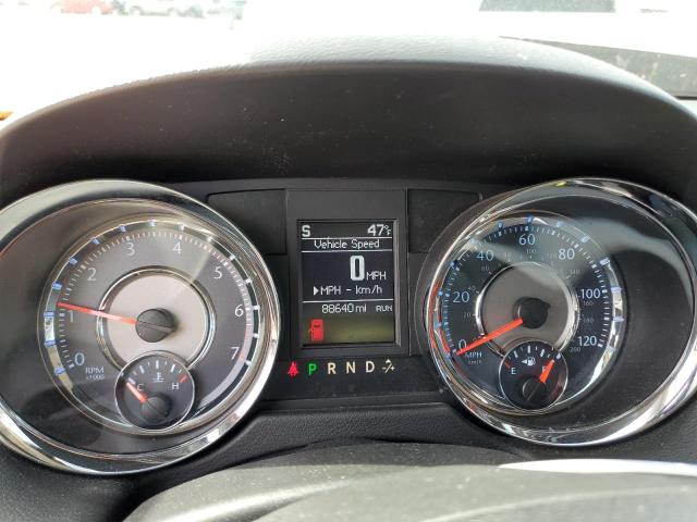 Photo 9 from auction – 2015 CHRYSLER TOWN & COU with VIN 2C4RC1CG3FR563345