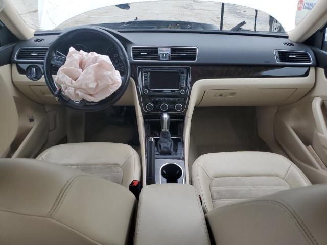 Photo 8 from auction – 2015 VOLKSWAGEN PASSAT SEL with VIN 1VWCV7A33FC027732