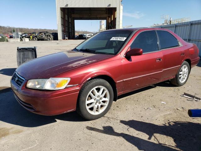 TOYOTA CAMRY LE 2000 with VIN 4T1BF28K9YU955372 - Photo from auction