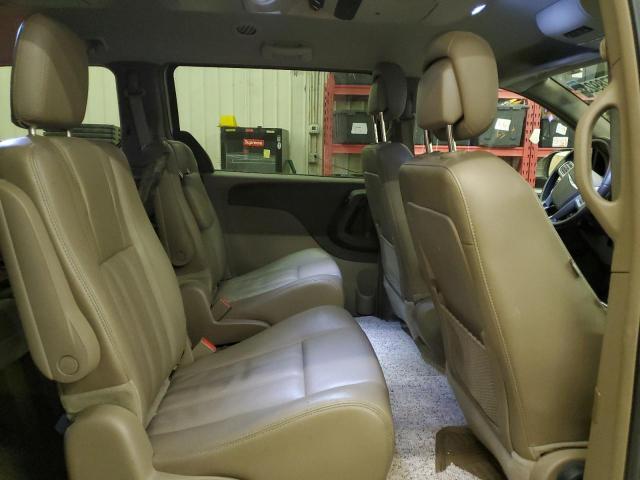 Photo 11 from auction – 2014 CHRYSLER TOWN & COU with VIN 2C4RC1BG1ER111474