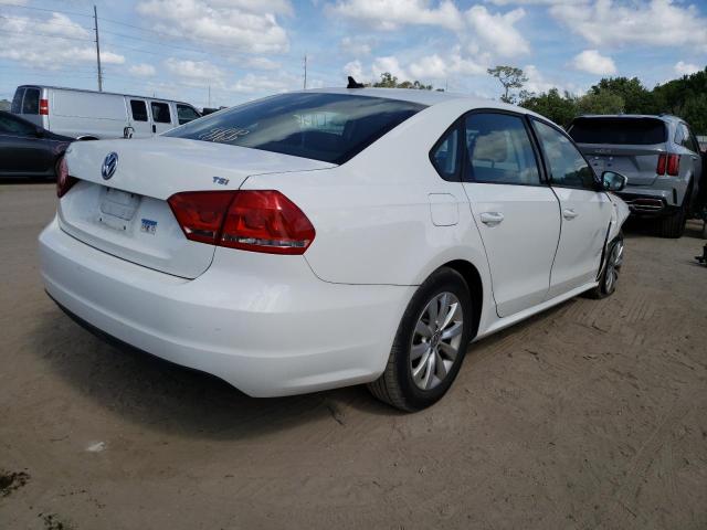 Photo 3 from auction – 2015 VOLKSWAGEN PASSAT S with VIN 1VWAT7A31FC024650