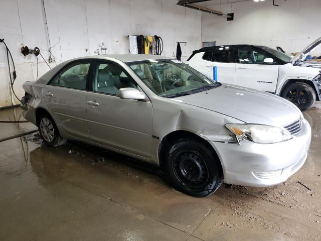 Photo 4 from auction – 2006 TOYOTA CAMRY LE with VIN 4T1BE32K96U643003