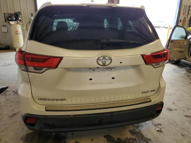 Photo 6 from auction – 2018 TOYOTA HIGHLANDER with VIN 5TDJZRFH2JS911179