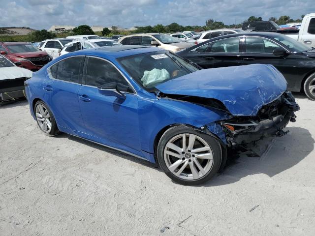 Photo 4 from auction – 2021 LEXUS IS 300 with VIN JTHCA1D25M5117494