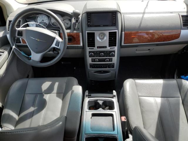 Photo 8 from auction – 2008 CHRYSLER TOWN & COU with VIN 2A8HR54P38R843441