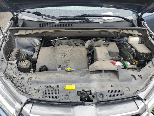Photo 12 from auction – 2017 TOYOTA HIGHLANDER with VIN 5TDDZRFH9HS435052