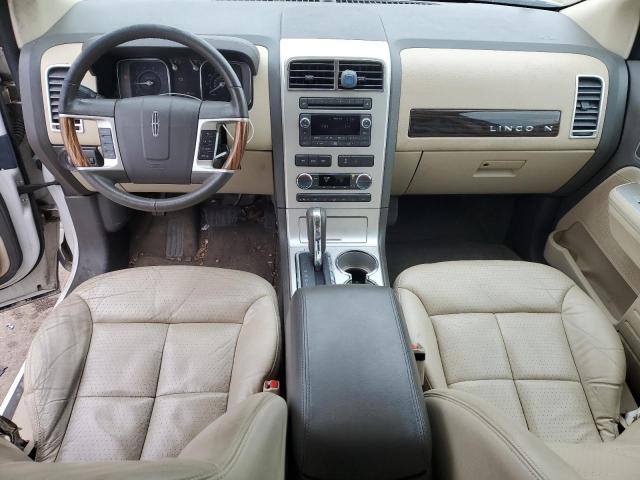 Photo 8 from auction – 2010 LINCOLN MKX with VIN 2LMDJ8JC5ABJ22827
