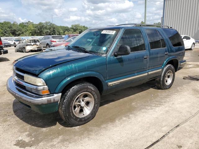 CHEVROLET BLAZER 1998 with VIN 1GNCS13W6WK211382 - Photo from auction