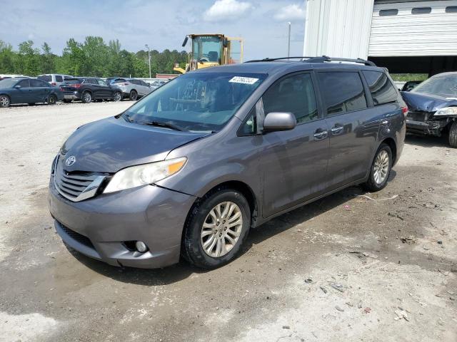 TOYOTA SIENNA XLE 2011 with VIN 5TDYK3DC5BS158899 - Photo from auction