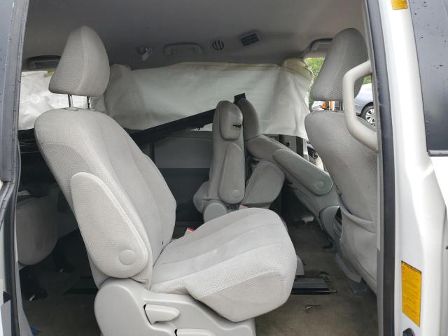 Photo 11 from auction – 2013 TOYOTA SIENNA LE with VIN 5TDKK3DC2DS336938