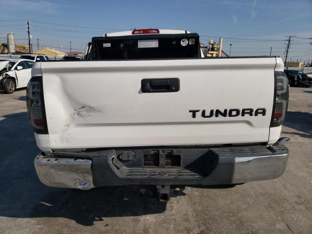 Photo 6 from auction – 2015 TOYOTA TUNDRA DOU with VIN 5TFRM5F13FX093752
