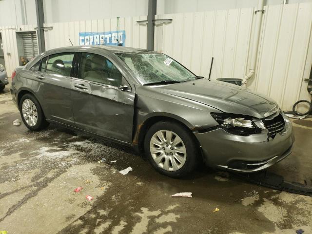 Photo 4 from auction – 2013 CHRYSLER 200 LX with VIN 1C3CCBAB3DN622573