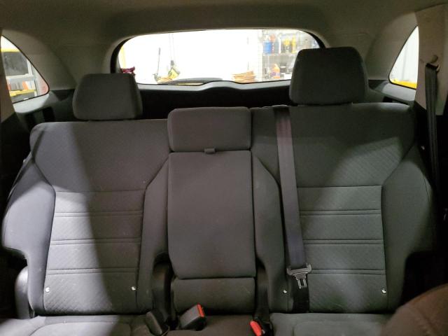 Photo 10 from auction – 2016 KIA SORENTO LX with VIN 5XYPGDA33GG011735