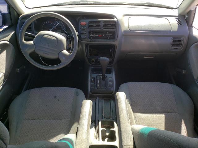 Photo 8 from auction – 2002 CHEVROLET TRACKER with VIN 2CNBE13C126922224